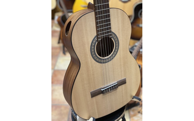 NewTone Lantana CL S N SP - Классическая гитара