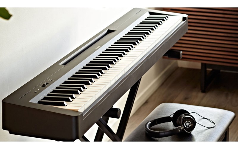 YAMAHA P-145 - цифровое пианино