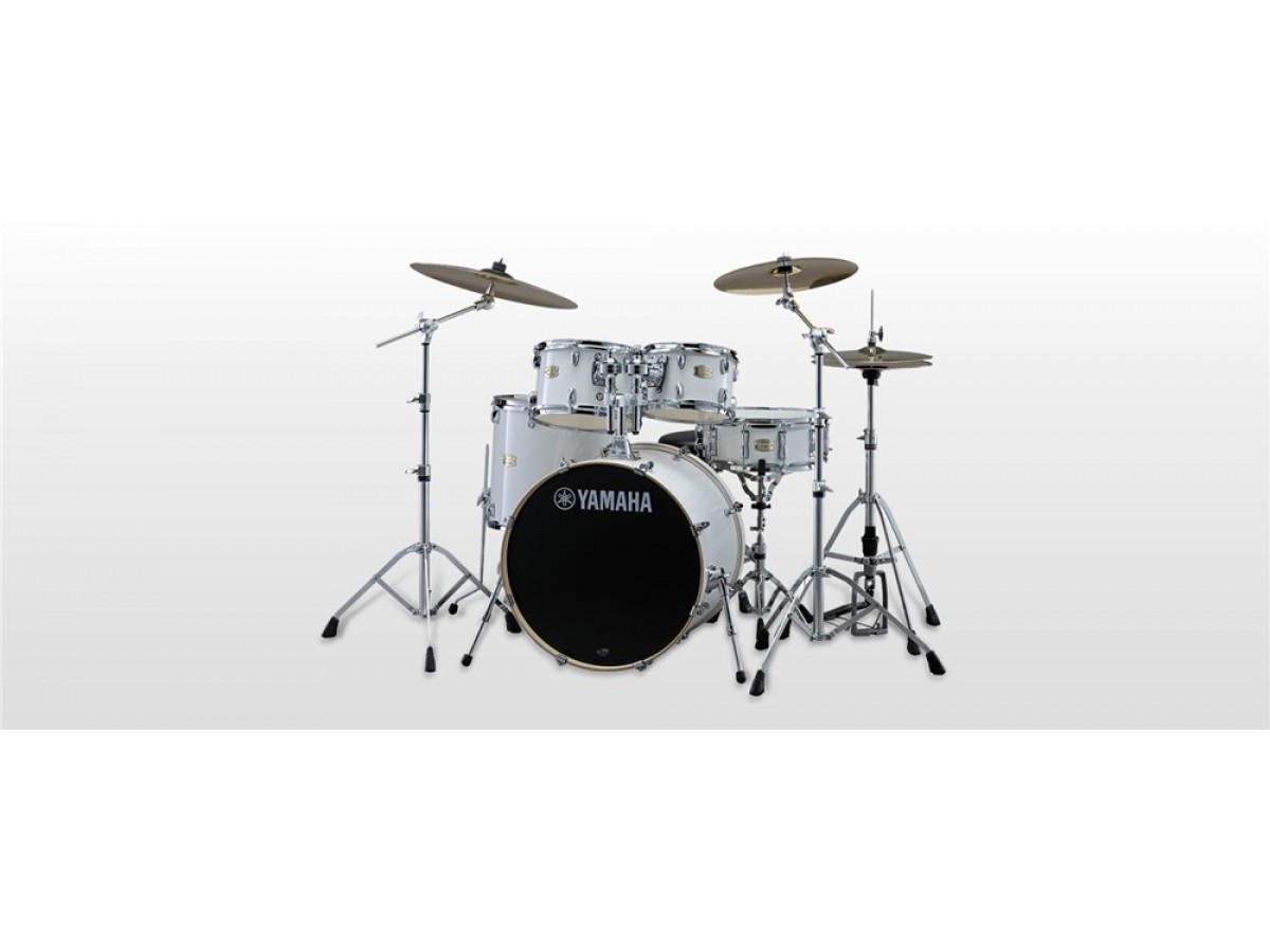 Yamaha Stage Custom Birch -  ударная установка для начинающих и опытных барабанщиков