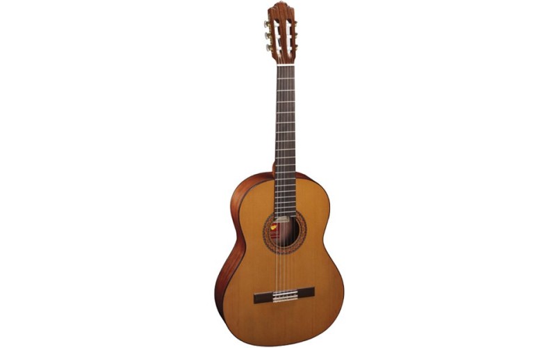 ALMANSA 424 Cedar - испанская классическая гитара