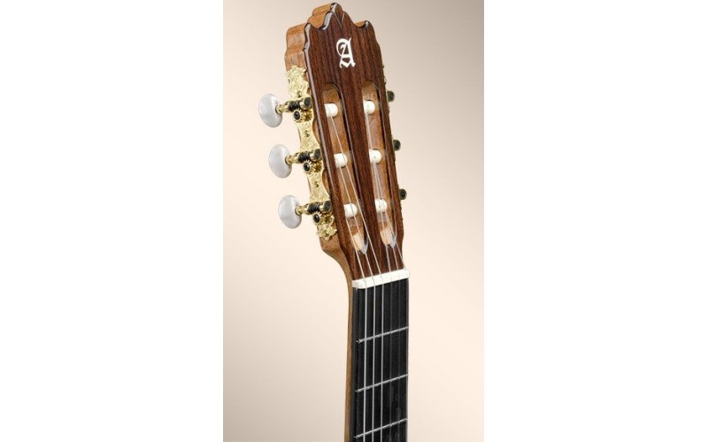 ALHAMBRA 4P - испанская классическая гитара