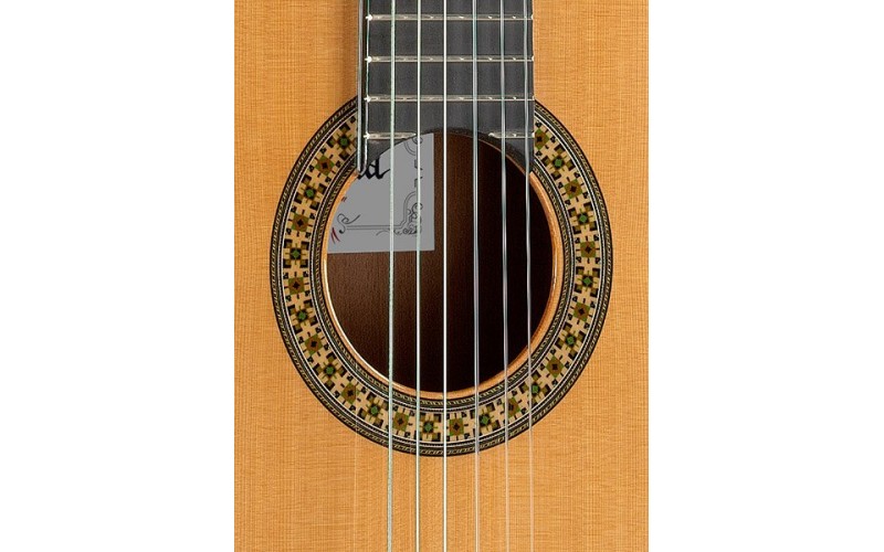 ALHAMBRA 4P - испанская классическая гитара