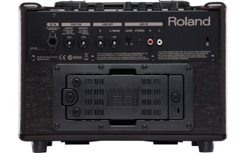 ROLAND AC-33-RW - стерео комбоусилитель для акутической гитары