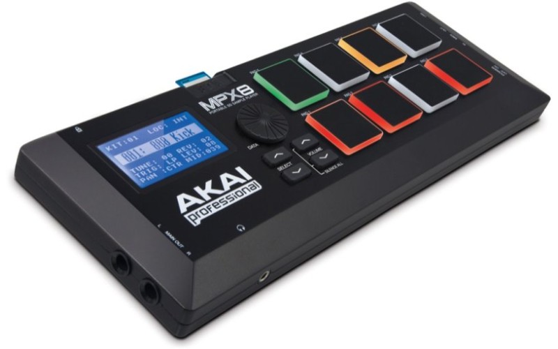 AKAI PRO MPX8 сэмпл-плеер с пэдами MPC