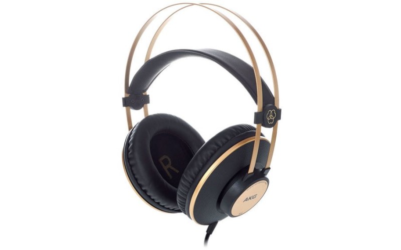AKG K92 наушники закрытые 16-22000Гц, 32 Ома