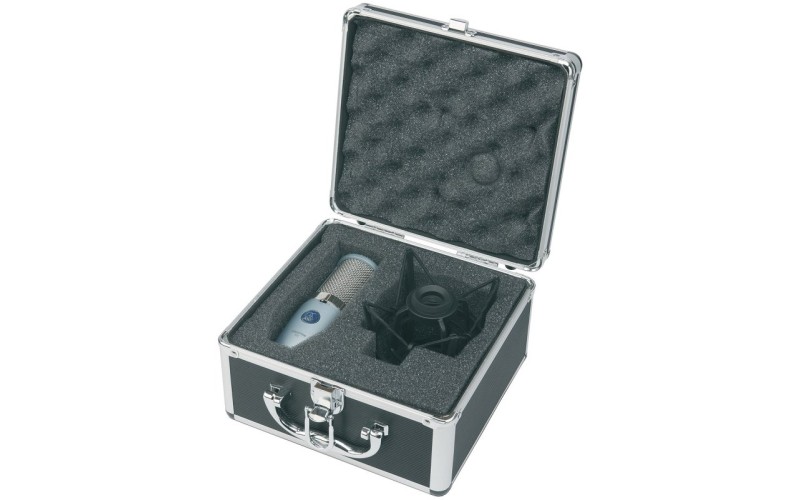 AKG P420 Perception микрофон конденсаторный