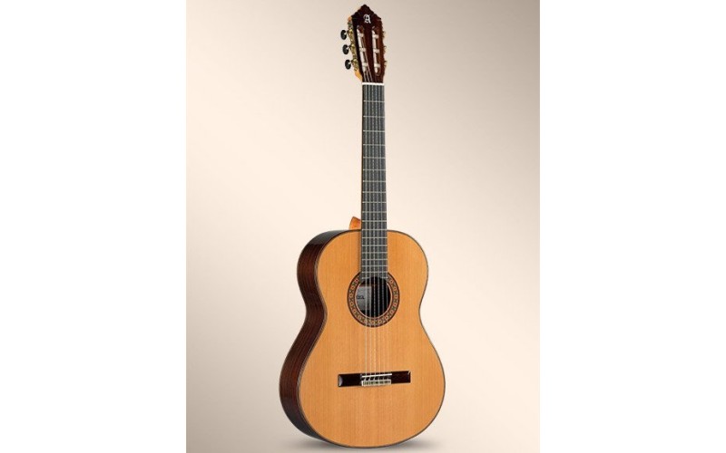 Alhambra 10P Classical Concert Premier Классическая гитара, с кейсом