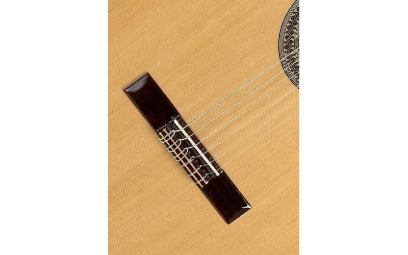 ALHAMBRA 2C - испанская классическая гитара