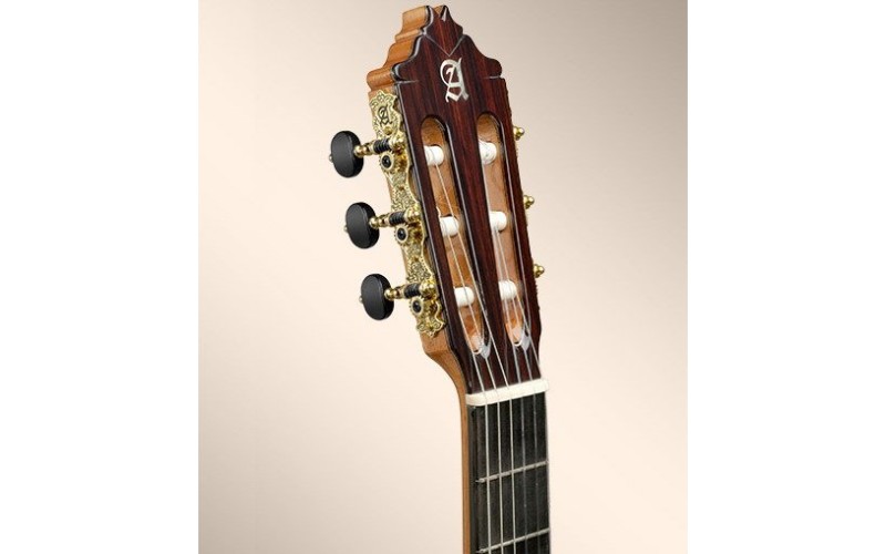 ALHAMBRA 8P - испанская классическая гитара