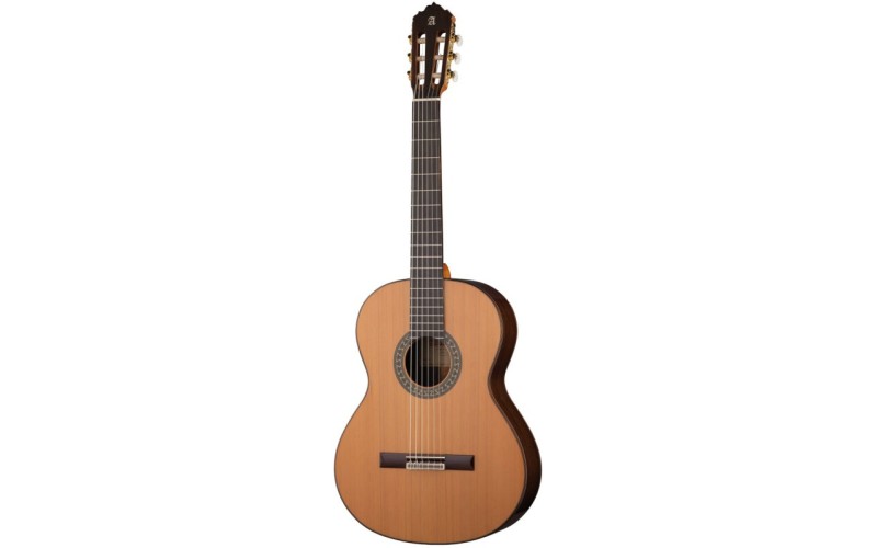 Alhambra Senorita 5P Classical Conservatory 7/8 Классическая гитара 7/8, с чехлом