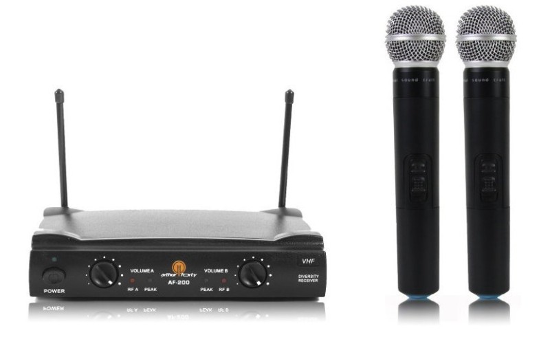 ARTHUR FORTY AF-200 - вокальная радиосистема (VHF)