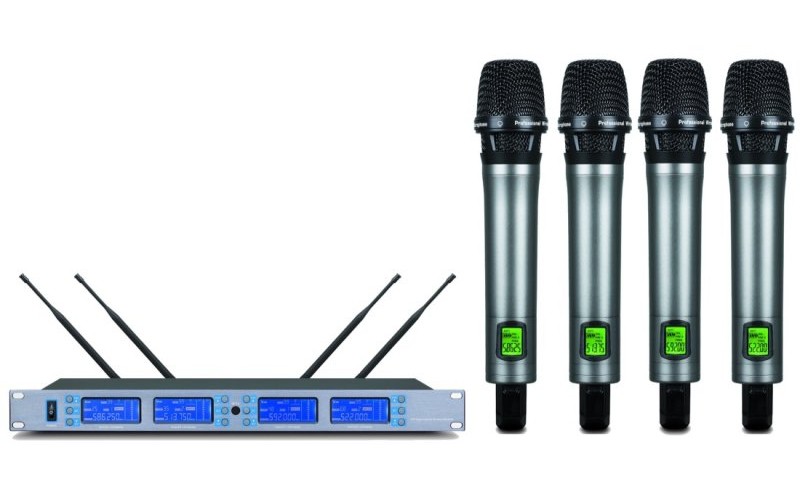 ARTHUR FORTY U-404C - вокальная радиосистема (UHF)