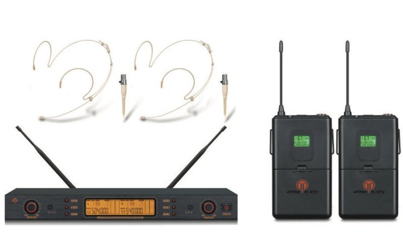 Arthur Forty U-9300B PSC (UHF) - Радиосистема с двумя головными гарнитурами