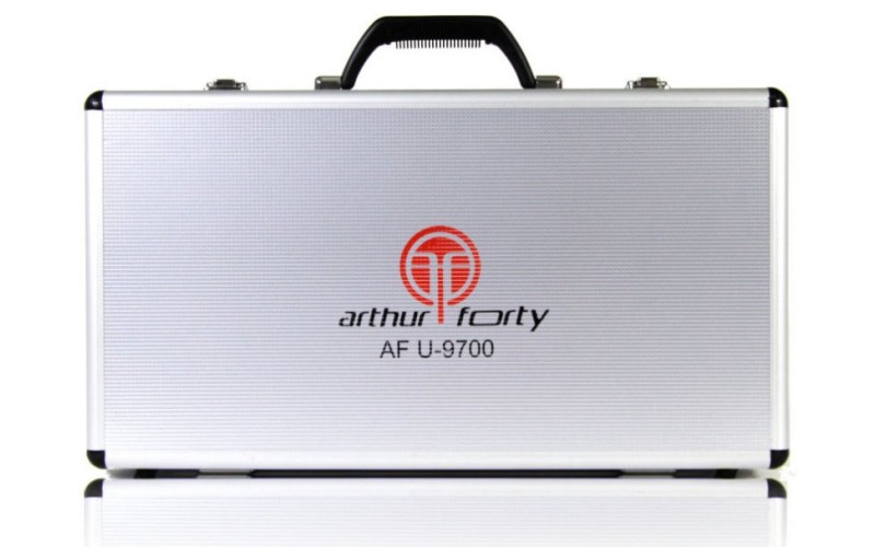 ARTHUR FORTY U-9700C - вокальная радиосистема (UHF)