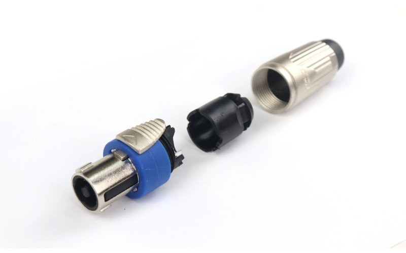 AuraSonics SN4M-3 кабельный разъем 4-контактный speakon male