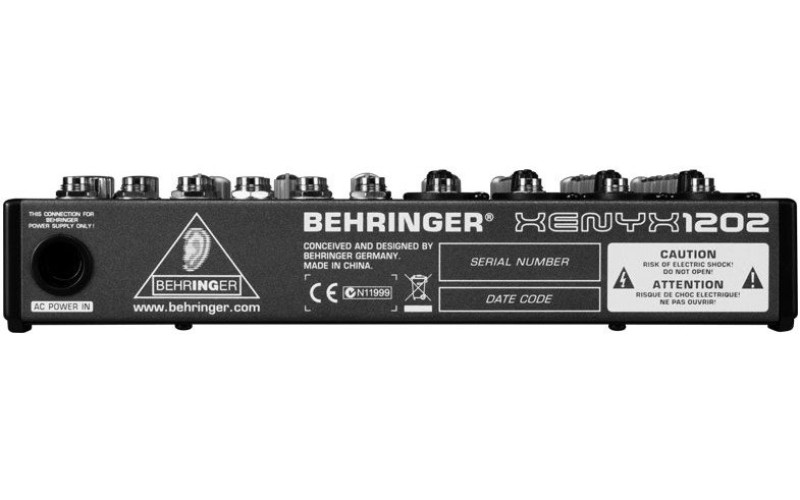 BEHRINGER 1202 - малошумящий микшерный пульт