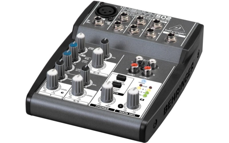 BEHRINGER 502 - малошумящий микшерный пульт