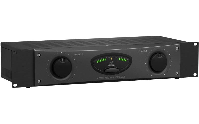 BEHRINGER A800 - двухканальный, ультралинейный усилитель мощности