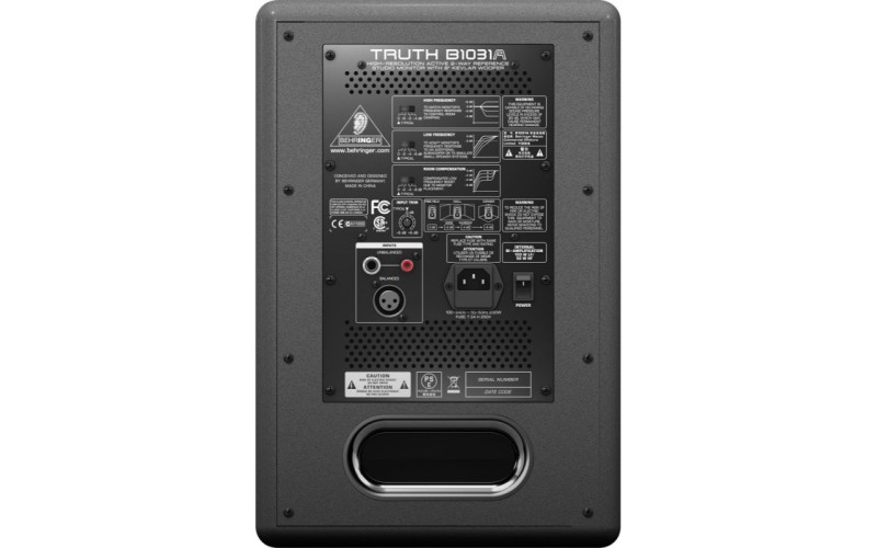 BEHRINGER B1031A активный монитор