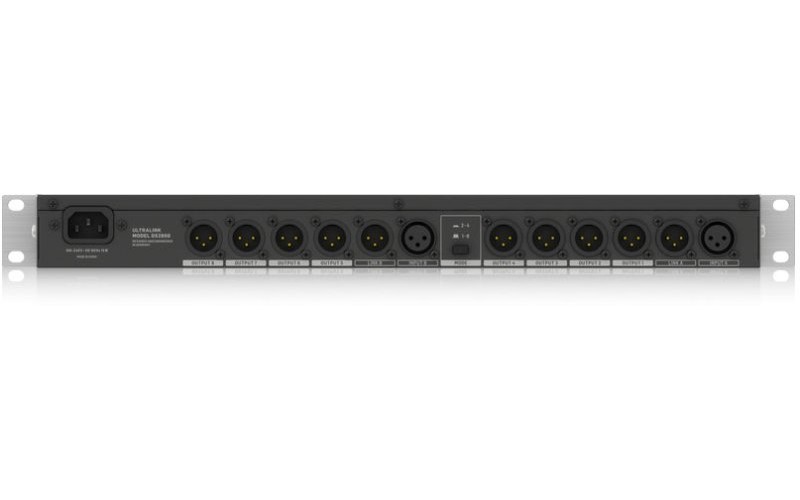 BEHRINGER DS2800 - активный сплиттер 2х1 вх. на 4 вых. или 1 вх. на 8 вых.
