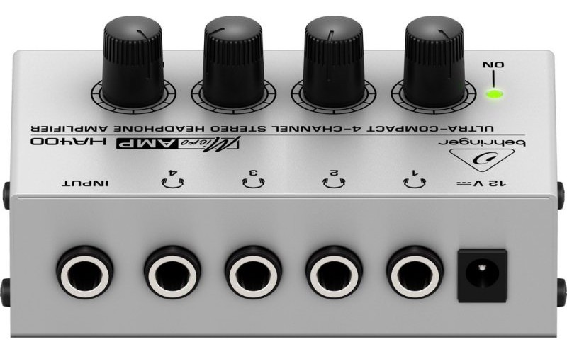 BEHRINGER HA400 - компактный 4-канальный усилитель для наушников