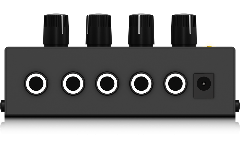 BEHRINGER HA400 - компактный 4-канальный усилитель для наушников