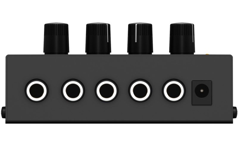 BEHRINGER MX400 - микшер,4-канальный линейный, сверхкомпактный