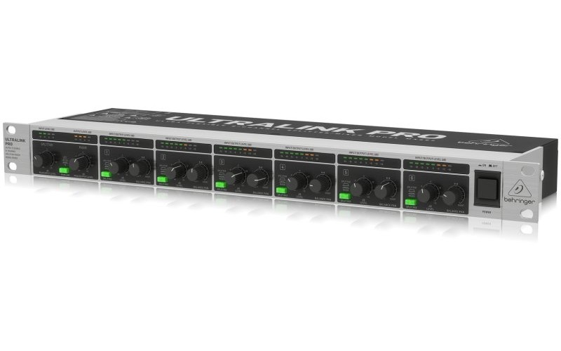 BEHRINGER MX882 V2 - сплиттер/ микшер 8-канальный