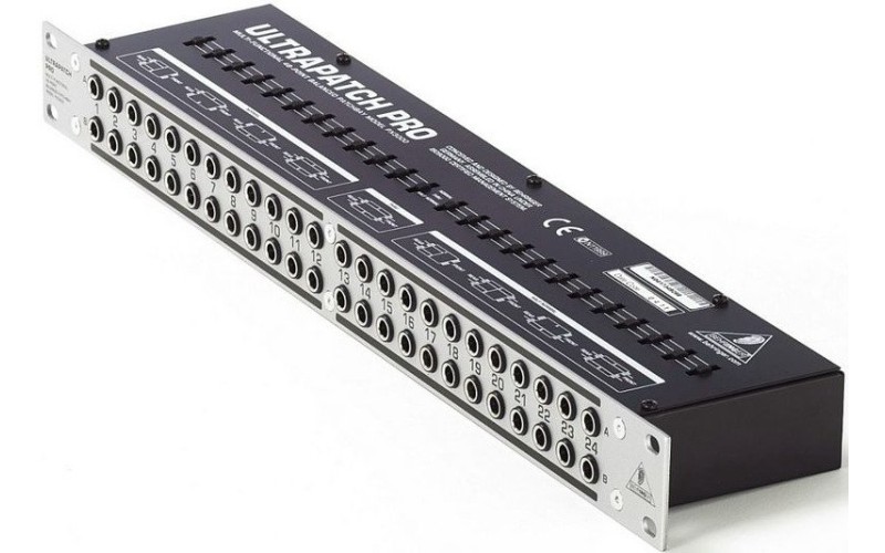 BEHRINGER PX3000 - многофункциональная коммутационная панель