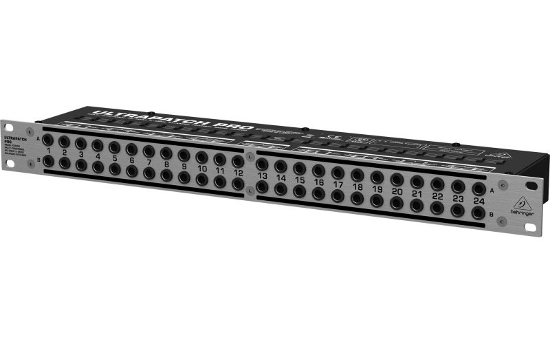 BEHRINGER PX3000 - многофункциональная коммутационная панель