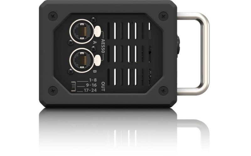 BEHRINGER SD8 - стейджбокс для цифровых микшеров, 8 входов, 8 выходов