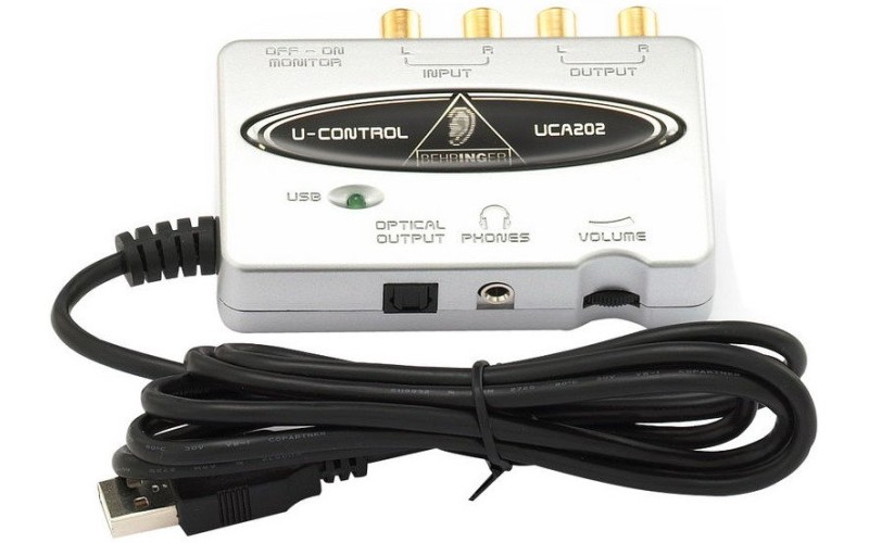 BEHRINGER UCA202 - внешний интерфейс USB