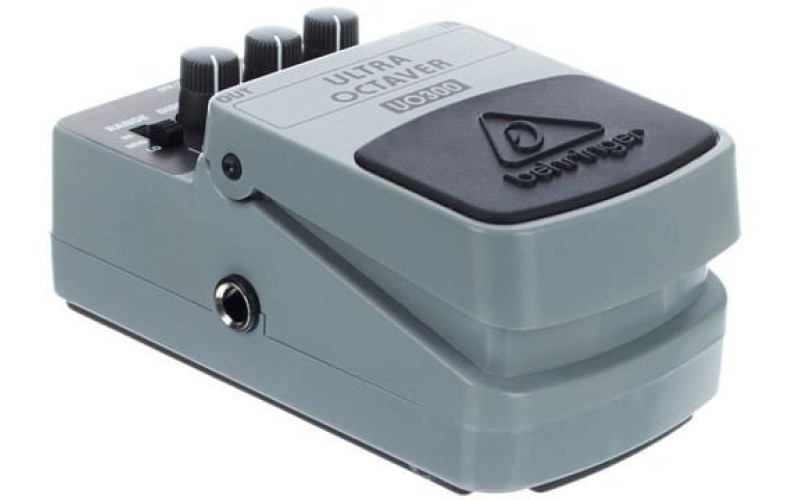 Behringer UO300- педаль эффектов (октавер) для гитар и бас-гитар, 3-х режимный