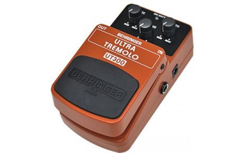 BEHRINGER UT300 педаль эффектов тремоло