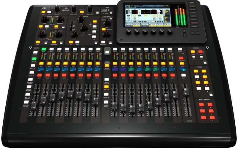 BEHRINGER X32 COMPACT - цифровой программируемый микшерный пульт
