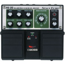 BOSS RE-20 space echo - сдвоенная гитарная педаль