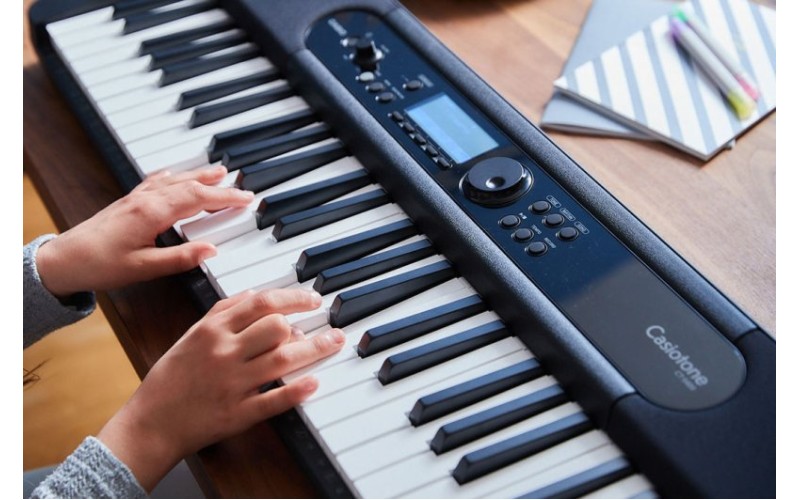 CASIO CT-S400 Синтезатор, 61кл. фортепьянного типа с чувствительностью к касанию