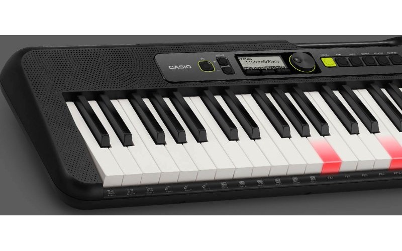 CASIO LK-S250 - синтезатор с подсветкой клавиш