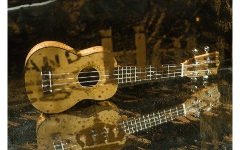 FLIGHT DUS 525 SP/ZEB - укулеле, сопрано