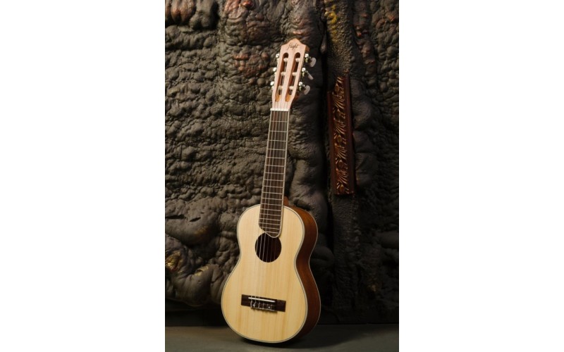 FLIGHT GUT 350 SP/SAP - гиталеле + чехол