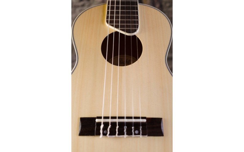 FLIGHT GUT 350 SP/SAP - гиталеле + чехол