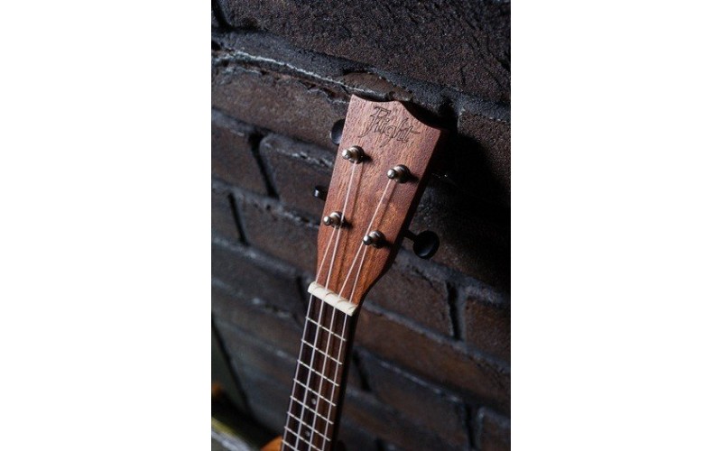 FLIGHT NUS 310 - укулеле, сопрано