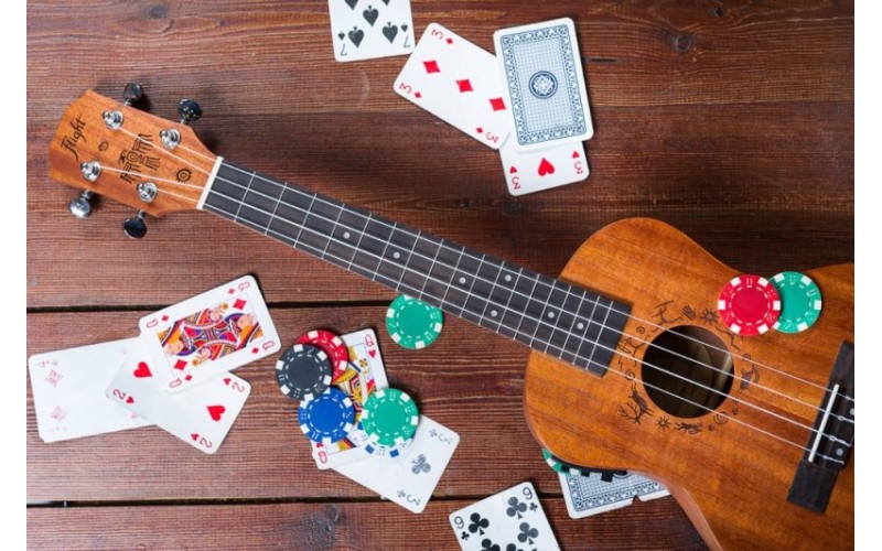 FLIGHT NUT 310 - укулеле, тенор