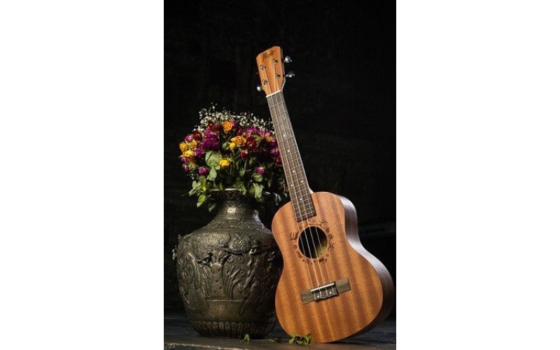 FLIGHT NUT 310 - укулеле, тенор