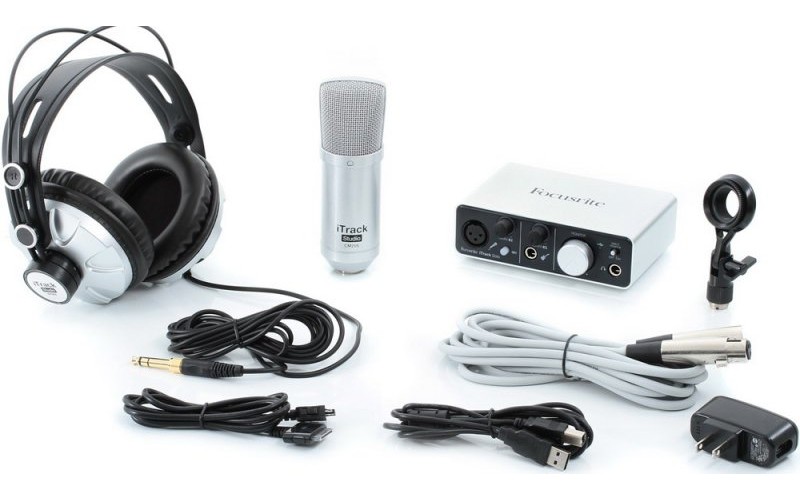 FOCUSRITE iTrack Studio - студийный комплект для дома