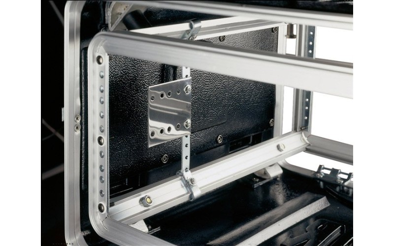 GATOR G-SHOCK-4L - рэковый кейс с антиударной подвеской, 4U, пластик, вес 9,51кг