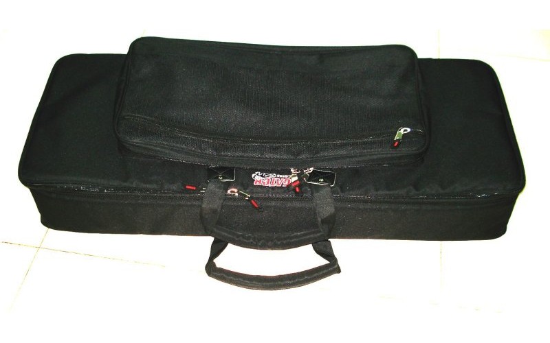 GATOR GKB-PSR20 - нейлоновый чехол для клавиш типа PSRE-453