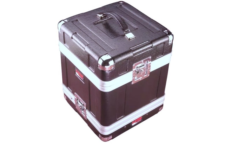GATOR GM-4WR - кейс для четырех радиосистем