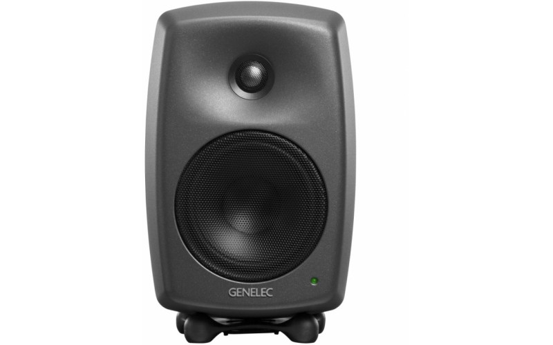 GENELEC 8030CP студийный активный 2-полосный монитор