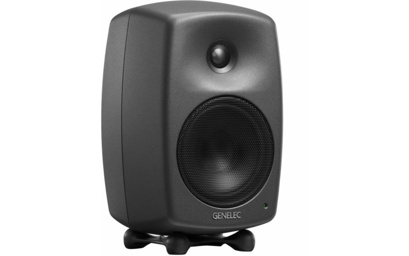 GENELEC 8030CP студийный активный 2-полосный монитор